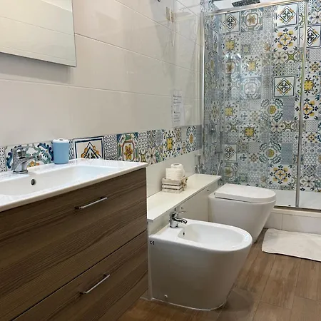 Giulieda In Neverland 게스트하우스 나폴리