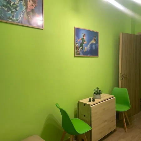 Giulieda In Neverland 3* Неаполь